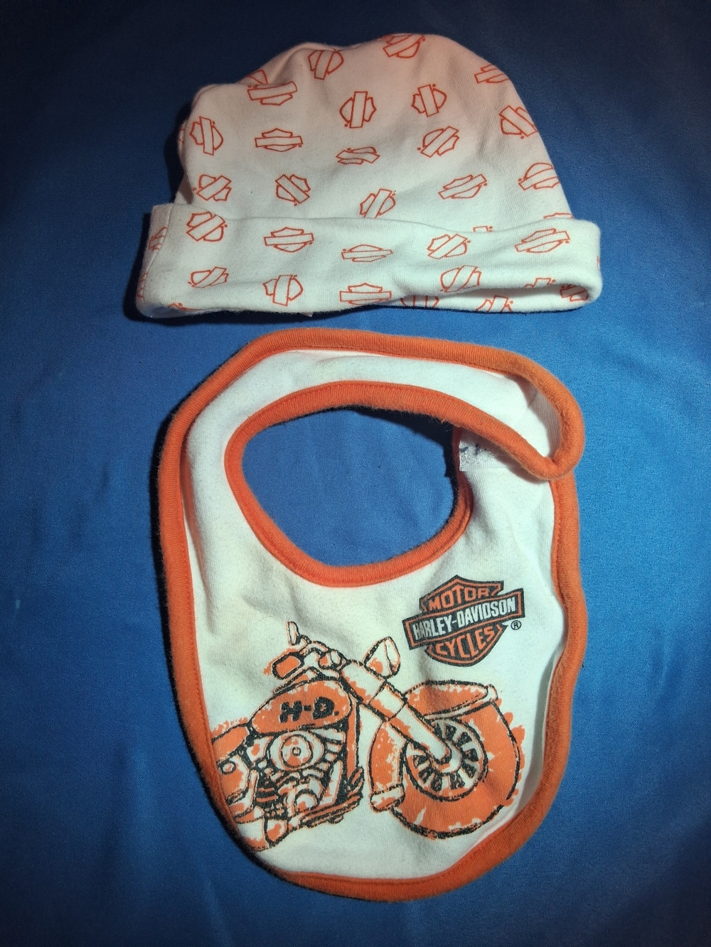 Harley-Davidson Baby Hat and Bib Set in White and Orange